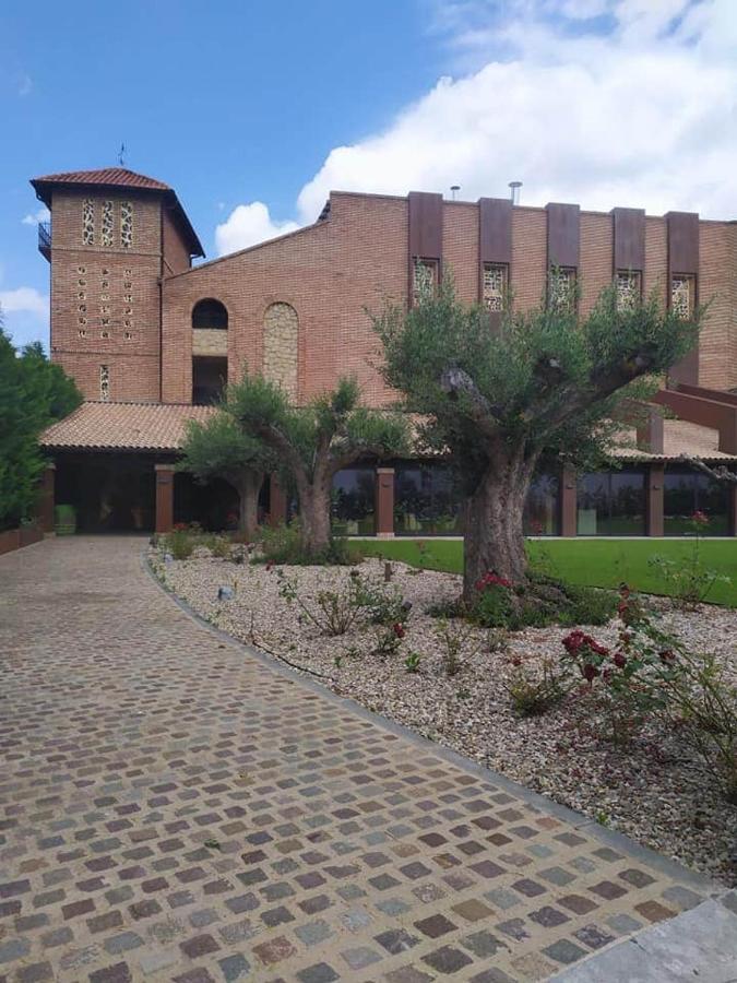 Hotel Vinicola Real-200 Monges Albelda De Iregua Eksteriør billede